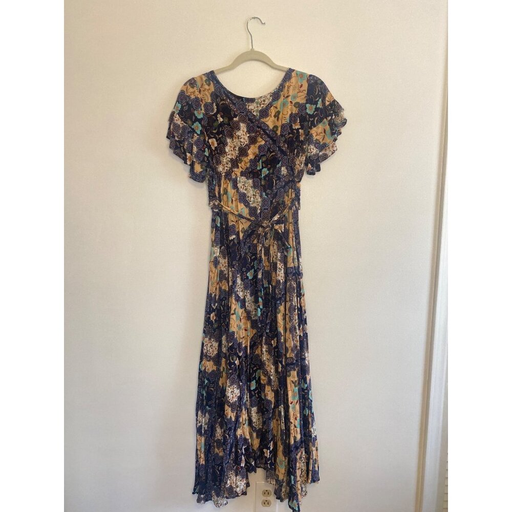 Abel The Label Boho Floral Maxi Dress With Flutter Sleeves & V-Neckline - Picture 5 of 7